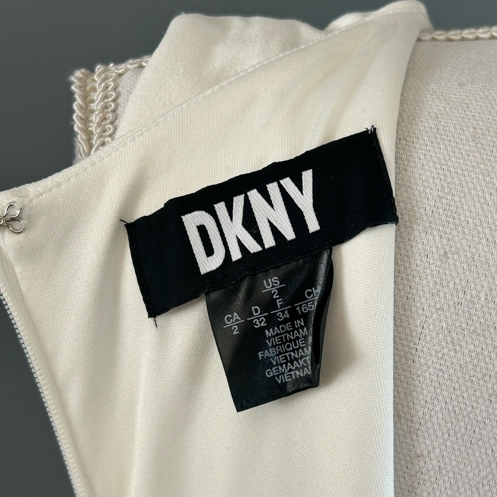 DKNY White Sleeveless Dress~Size 2 - Picture 4 of 7